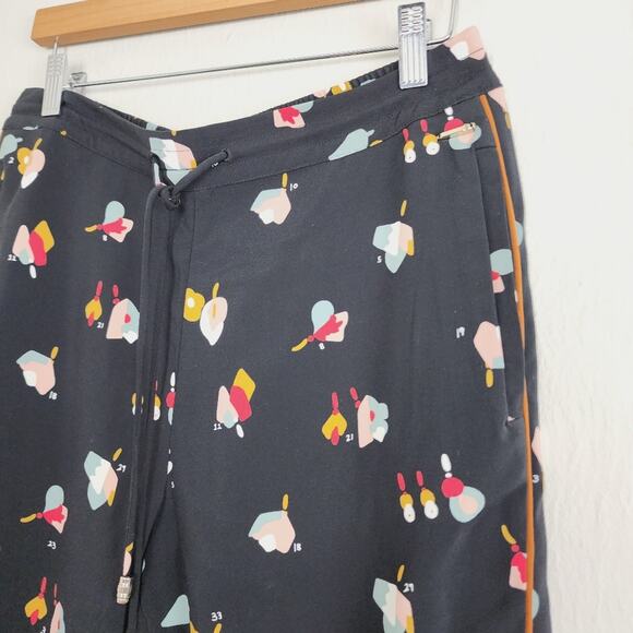 NEW Ted Baker Flisie Color By Number Floral Drawstring Jogger Pant Size 3 (US 8) - Picture 5 of 11